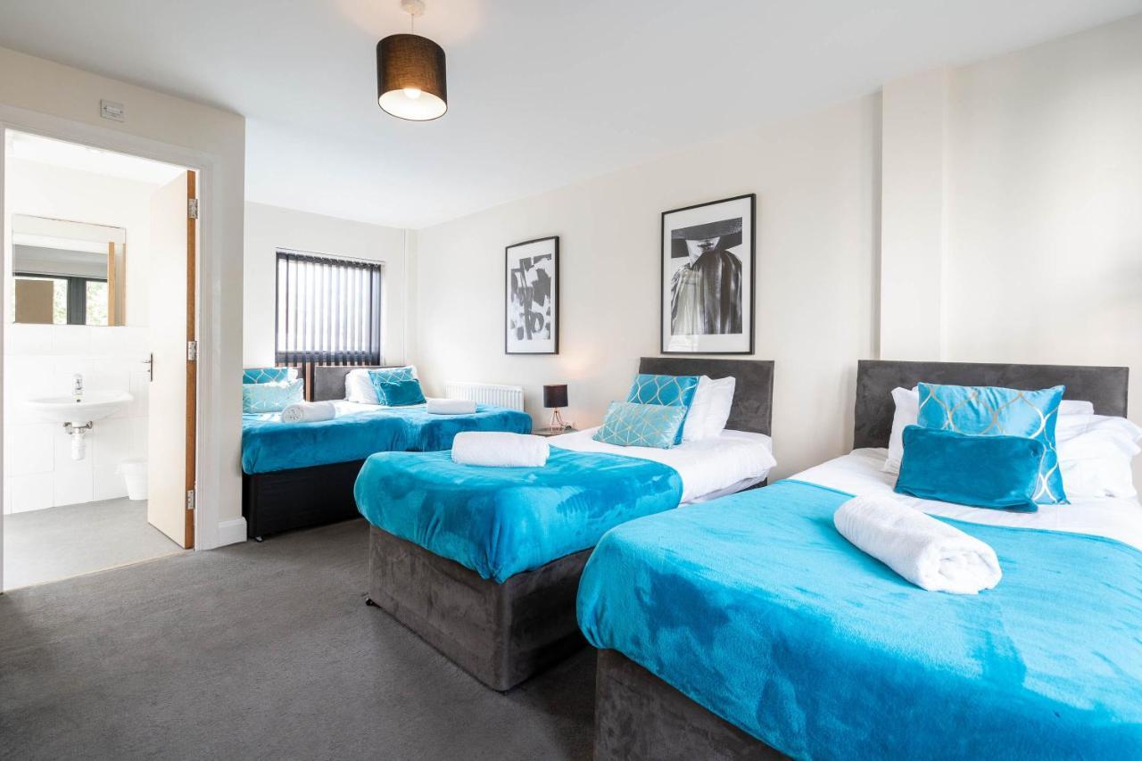 City Centre Townhouse - 3 Bedrooms - Garage - Parking - Top Rated Birmingham Bagian luar foto