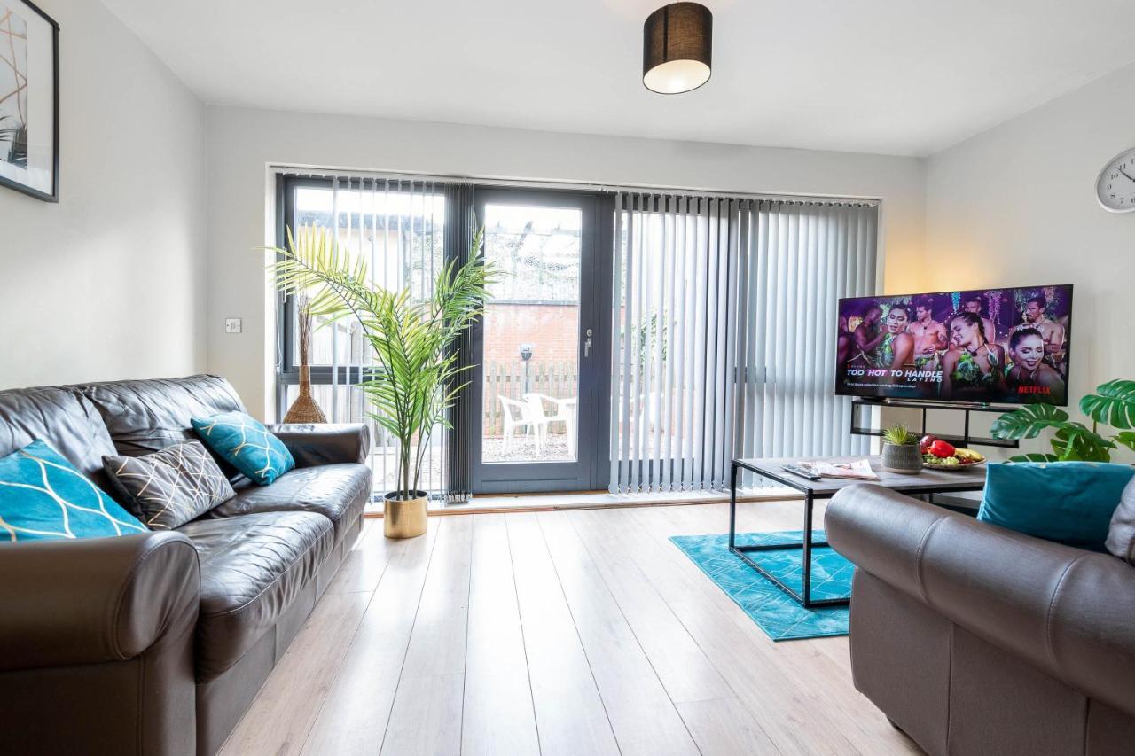 City Centre Townhouse - 3 Bedrooms - Garage - Parking - Top Rated Birmingham Bagian luar foto